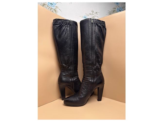 Botas altas de piel negra Prada Talla 40 Negro - vista 3