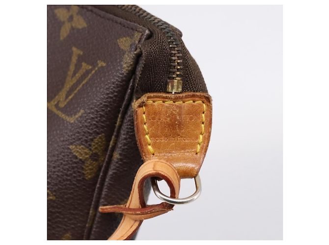 Louis Vuitton Pochette Accessoires NM Monogram Canvas Marrone - vista 6