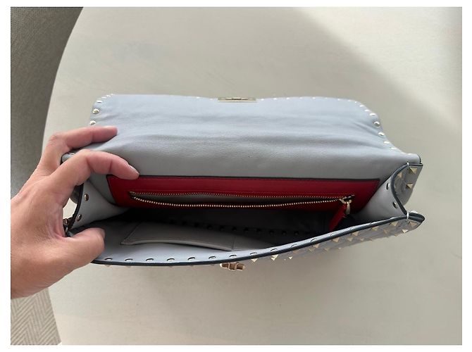 Borsa a tracolla Valentino Garavani Rockstud in pelle grigia Grigio - vista 5