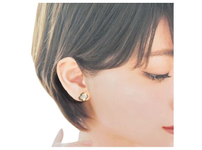 Boucles d'oreilles Van Cleef & Arpels Women's Pure Alhambra - vue 10