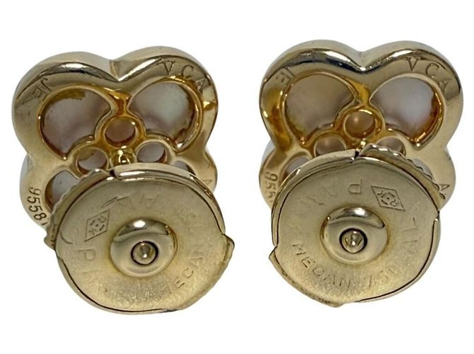 Boucles d'oreilles Van Cleef & Arpels Women's Pure Alhambra - vue 2