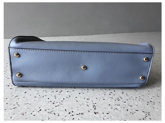 Fendi Peekaboo MM Handtasche aus grauem Leder - Ansicht 10