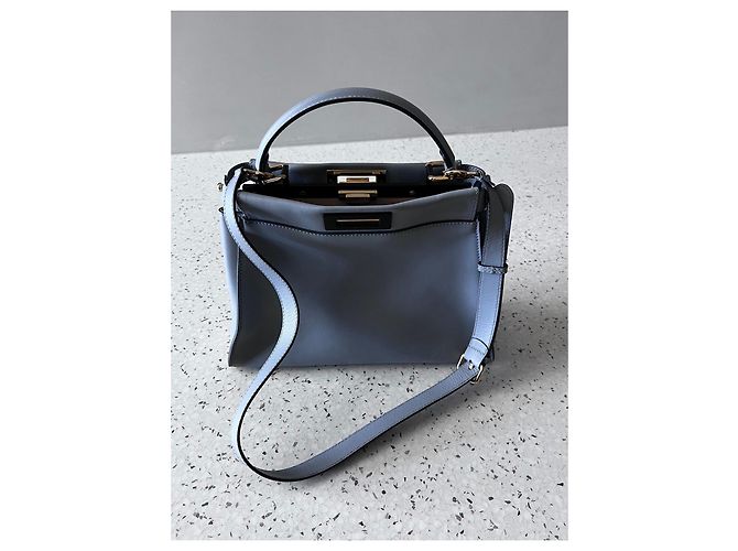 Fendi Peekaboo MM Handtasche aus grauem Leder - Ansicht 3