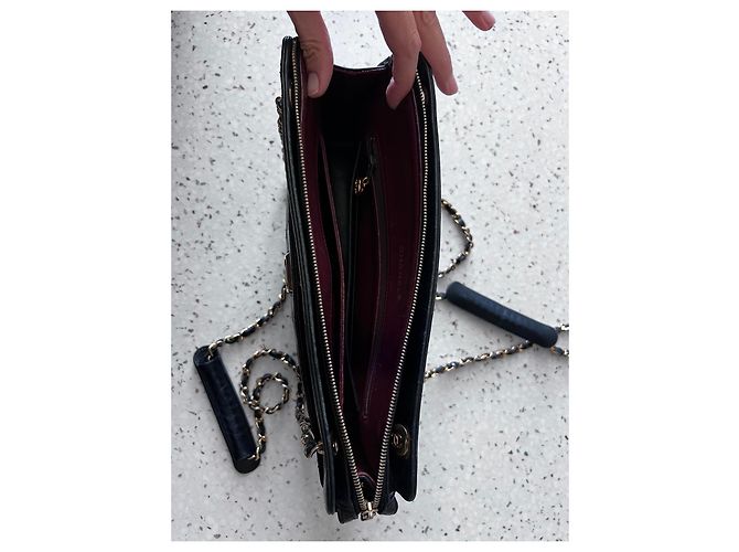 Mademoiselle Borsa a tracolla Chanel in pelle matelassé nera Nero - vista 8