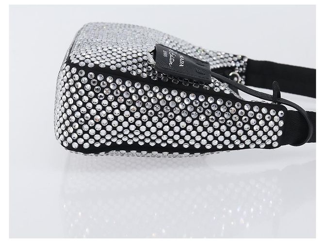 Prada Re-Edition 2000 Hobo Mini de satén con cristales Plata - vista 3