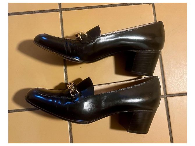 Céline Mocassini vintage in pelle nera con catena dorata Nero - vista 2