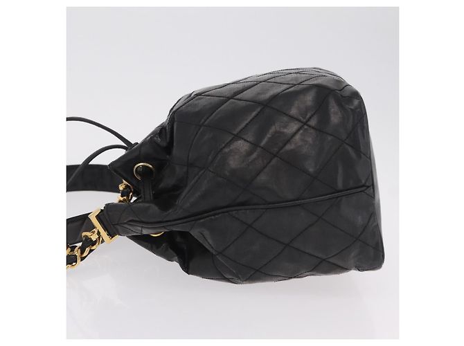 Borsa a tracolla CHANEL Matelasse in pelle verniciata nera e oro CC Auth bs37475 - vista 6