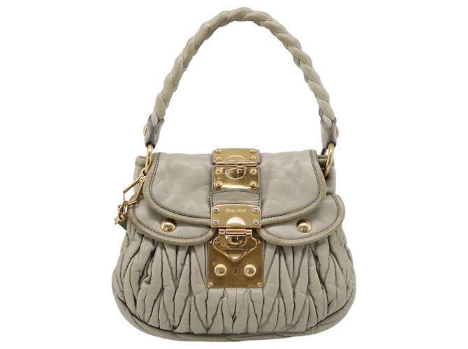 Bolsa Miu Miu Matelassé em Couro 2way Bege Tom Dourado Auth 208870A - vista 2