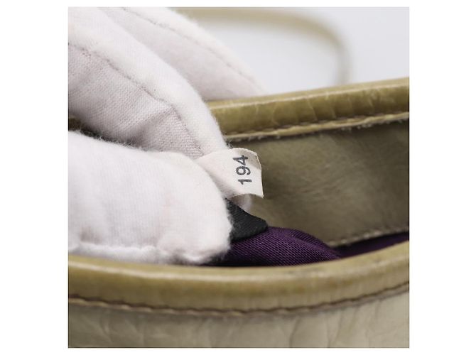 Bolsa Miu Miu Matelassé em Couro 2way Bege Tom Dourado Auth 208870A - vista 25