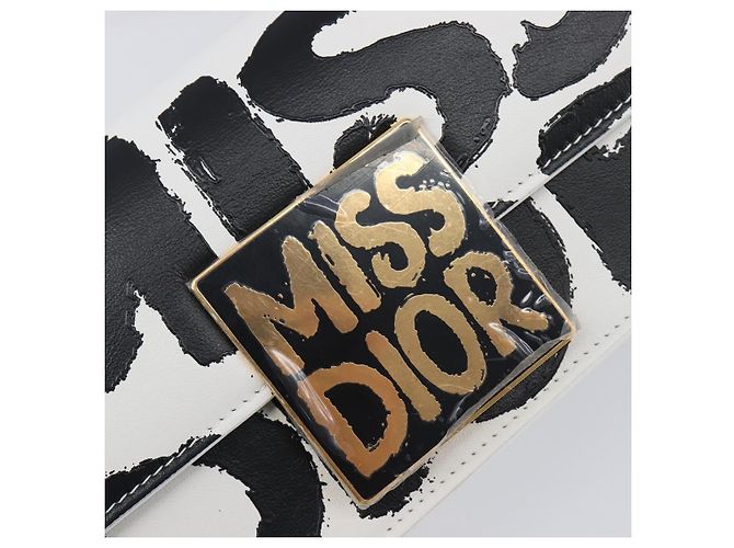 Borsa a tracolla Christian Dior Miss Dior in pelle Bianco Oro Auth ka6568SAM - vista 15