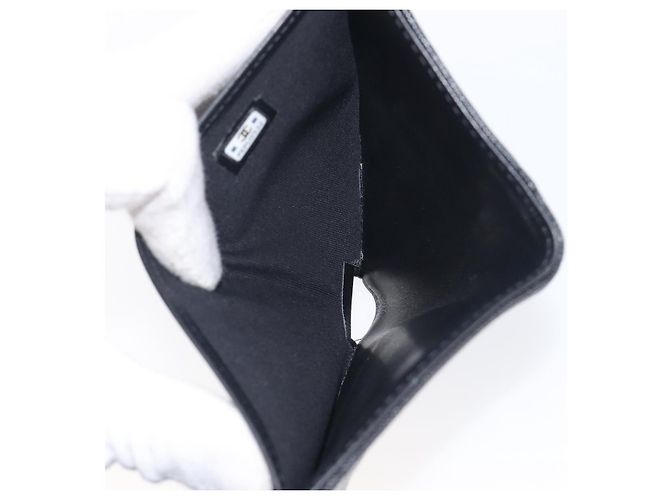 Portafoglio Compatto CHANEL Matelasse in Pelle Caviar Nero Argento CC Auth 207781V - vista 21