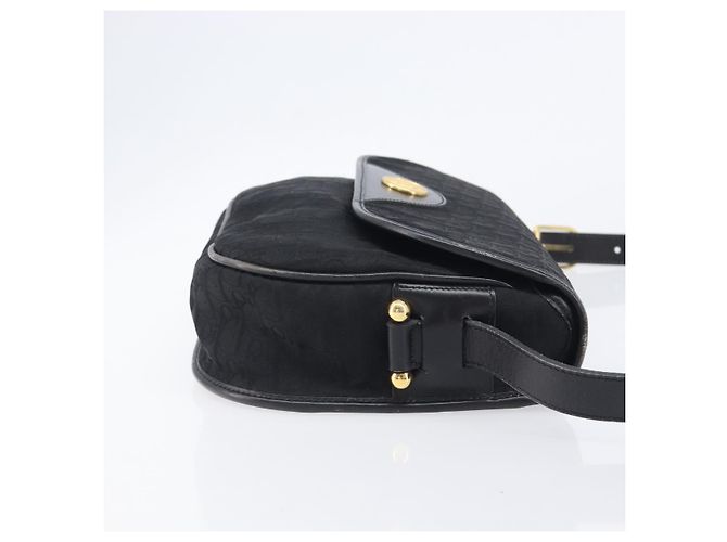 Bolsa de Ombro Christian Dior Trotter Canvas Preta Tom Dourado Auth 208865 - vista 4