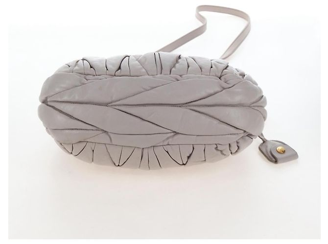 Borsa a mano Miu Miu Matelassé in pelle 2way Grigio Oro Auth 167690M Marrone D'oro - vista 13