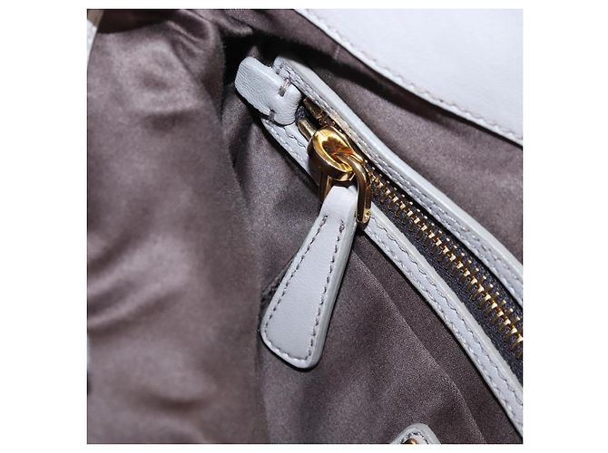 Borsa a mano Miu Miu Matelassé in pelle 2way Grigio Oro Auth 167690M Marrone D'oro - vista 31