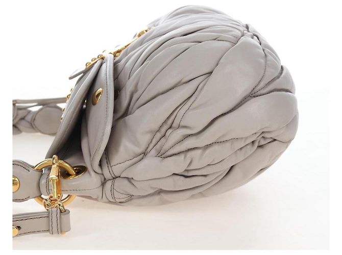 Borsa a mano Miu Miu Matelassé in pelle 2way Grigio Oro Auth 167690M Marrone D'oro - vista 4