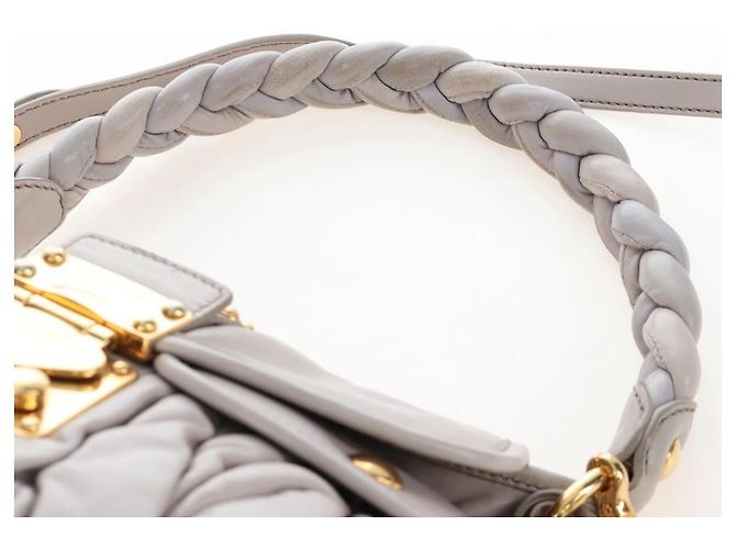 Borsa a mano Miu Miu Matelassé in pelle 2way Grigio Oro Auth 167690M Marrone D'oro - vista 8