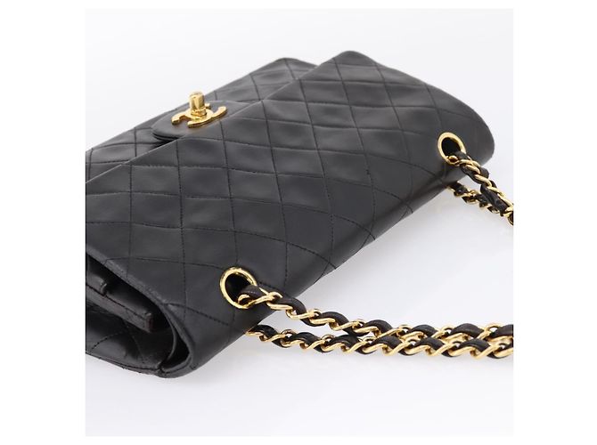 Borsa a tracolla CHANEL Chain Matelasse 25 in pelle d'agnello nera e oro CC Auth 209270V Nero D'oro - vista 6