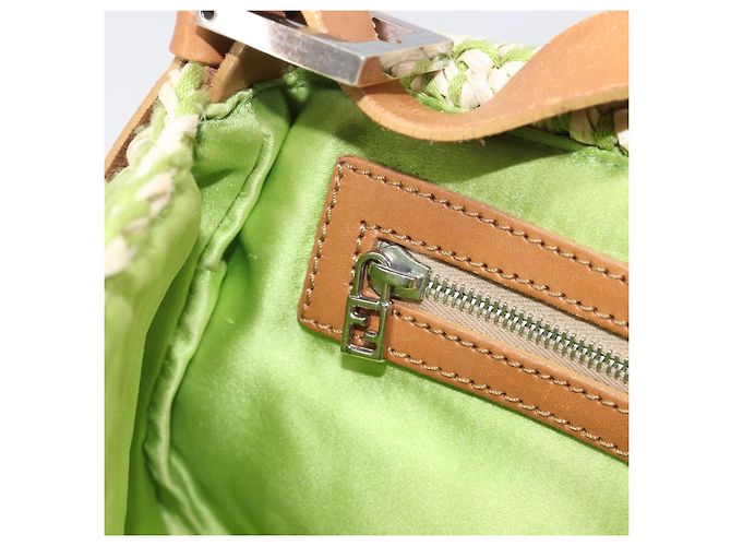 Borsa a tracolla FENDI Mamma Baguette in paglia Green Silver Auth BA15846SAV Argento Verde - vista 23