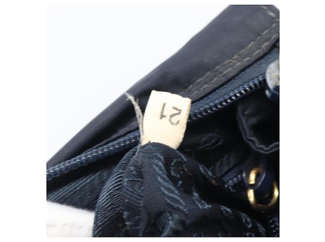 Sac à main PRADA avec poignée en métal Nylon Navy Gold Auth 207805A Doré Bleu Marine - vue 26