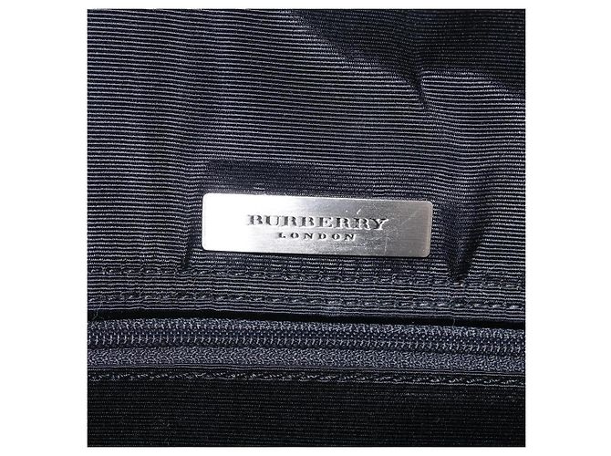 Borsa a Tracolla BURBERRY Pelle Nero Argento Auth 207869A - vista 17