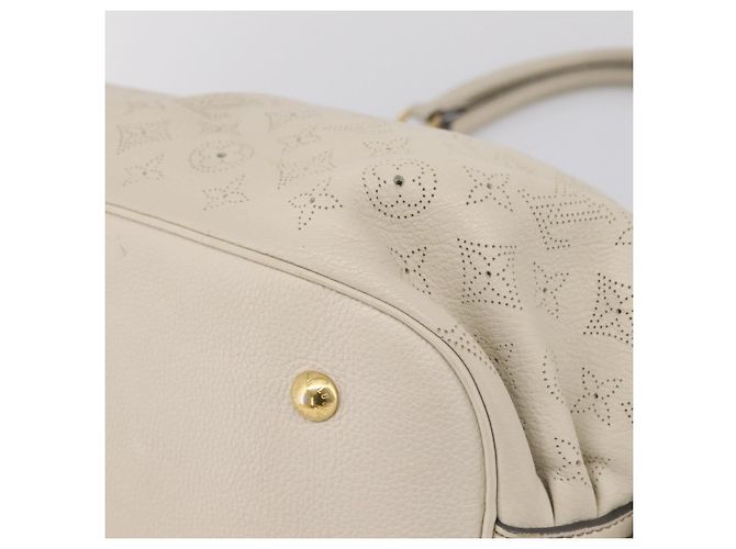 LOUIS VUITTON Monogram Punching Mahina Neo L Bag Leather M94280 LV Auth 208725V White - view 16