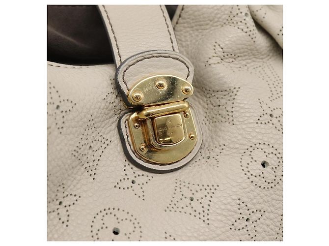 LOUIS VUITTON Monogram Punching Mahina Neo L Bag Leather M94280 LV Auth 208725V White - view 17