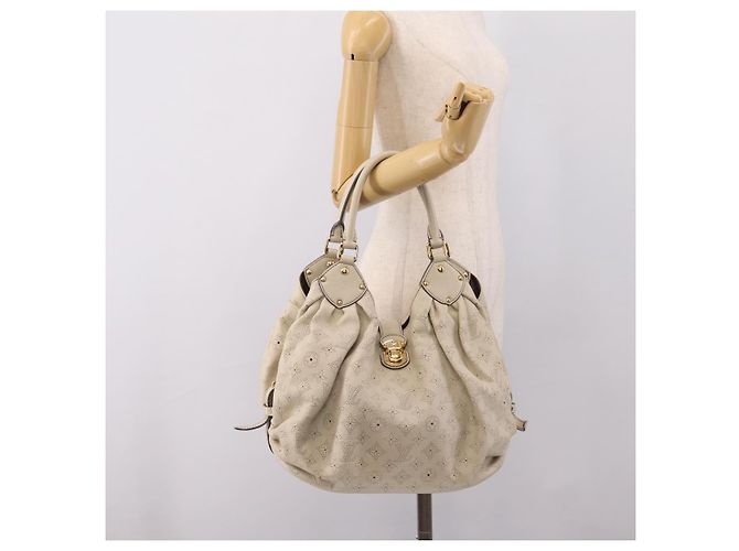 LOUIS VUITTON Monogram Punching Mahina Neo L Bag Leather M94280 LV Auth 208725V White - view 23