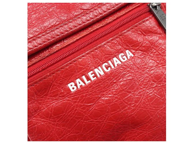 Borsa a tracolla Balenciaga Explorer in pelle rossa 532298 Auth ka6586A Rosso - vista 15