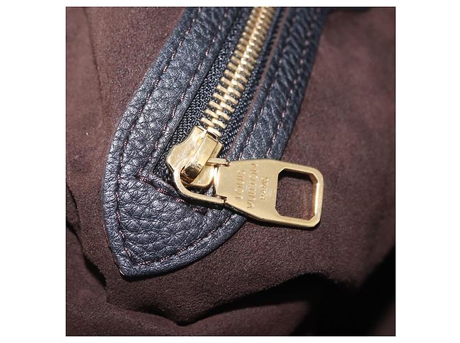 LOUIS VUITTON Borsa a tracolla Mahina Galatea PM Pelle Nera M93814 Auth am12810V Nero - vista 24