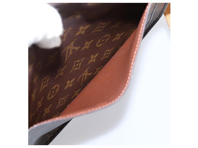 LOUIS VUITTON Monogram Saint Cloud GM Shoulder Bag M51242 LV Auth ep16400 Monogramma - vista 28