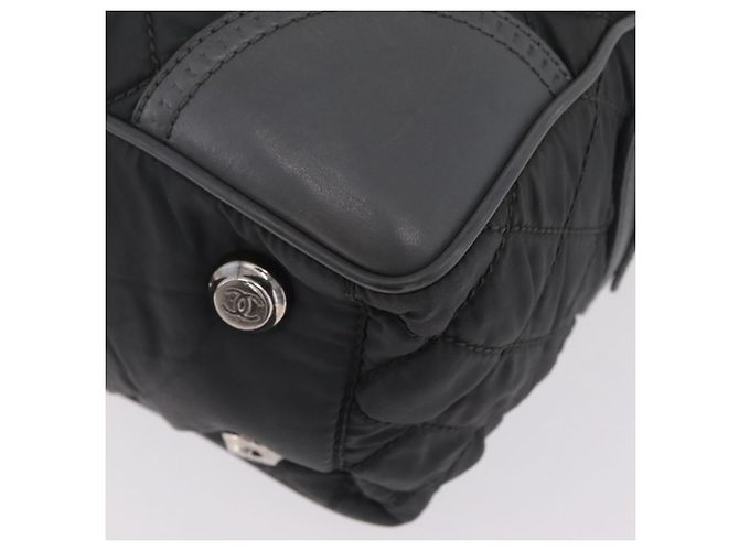 Borsa Tote CHANEL Paris New York Line Matelasse Nylon Grigio Argento CC Auth bs37569V Marrone - vista 14