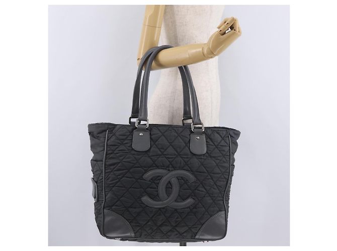 Borsa Tote CHANEL Paris New York Line Matelasse Nylon Grigio Argento CC Auth bs37569V Marrone - vista 27