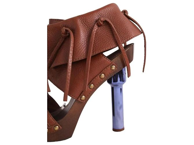 Tacchi Louis Vuitton in pelle marrone taglia 38 - vista 4