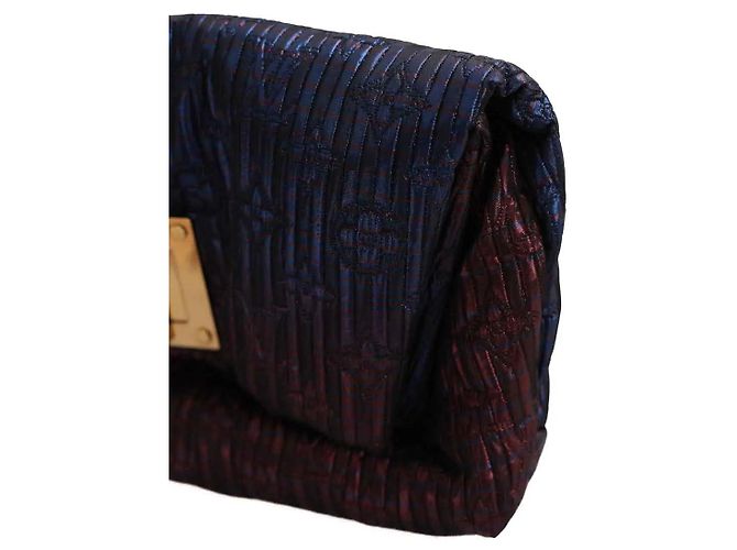 Pochette Altair in seta jacquard matelassé monogram Louis Vuitton blu - vista 3