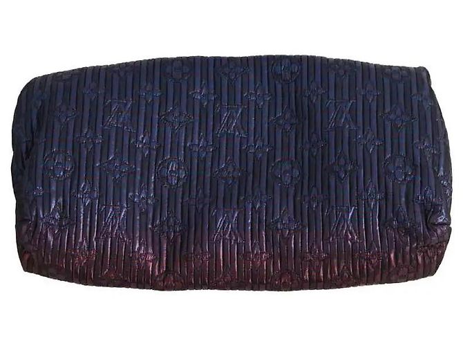 Pochette Altair in seta jacquard matelassé monogram Louis Vuitton blu - vista 4