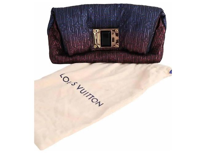 Pochette Altair in seta jacquard matelassé monogram Louis Vuitton blu - vista 7