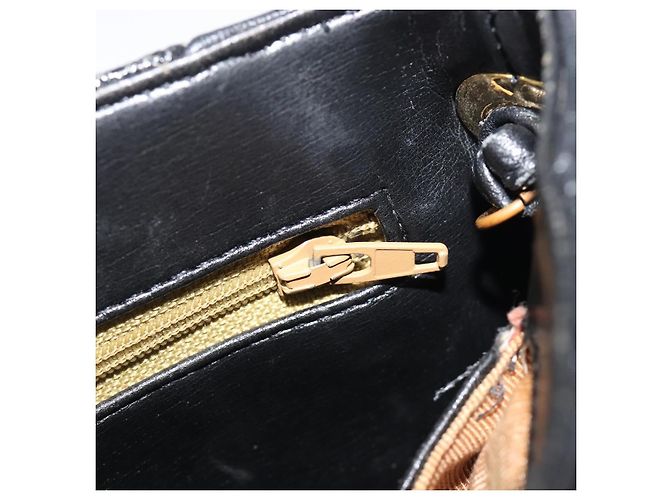 Borsa a tracolla GIVENCHY in pelle nera e oro Auth 208740 Nero D'oro - vista 24