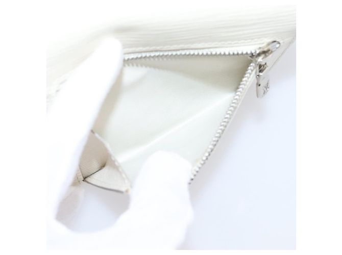 LOUIS VUITTON Epi Portefeuille Koala Wallet White M5801J LV Auth 208845V - Ansicht 10