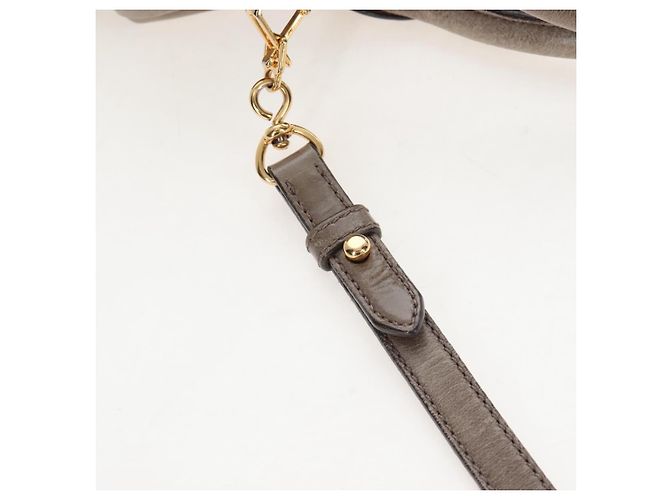 Borsa Miu Miu Vitellolux in pelle 2way marrone tono oro Auth 208116V - vista 11