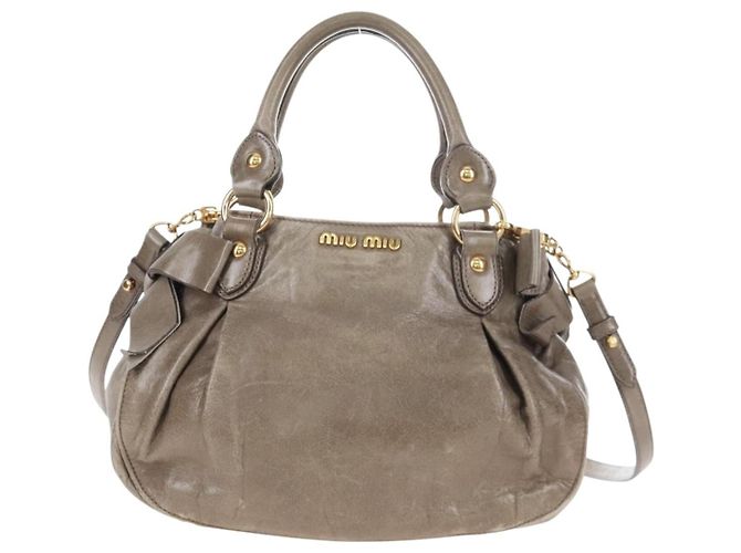 Borsa Miu Miu Vitellolux in pelle 2way marrone tono oro Auth 208116V - vista 2