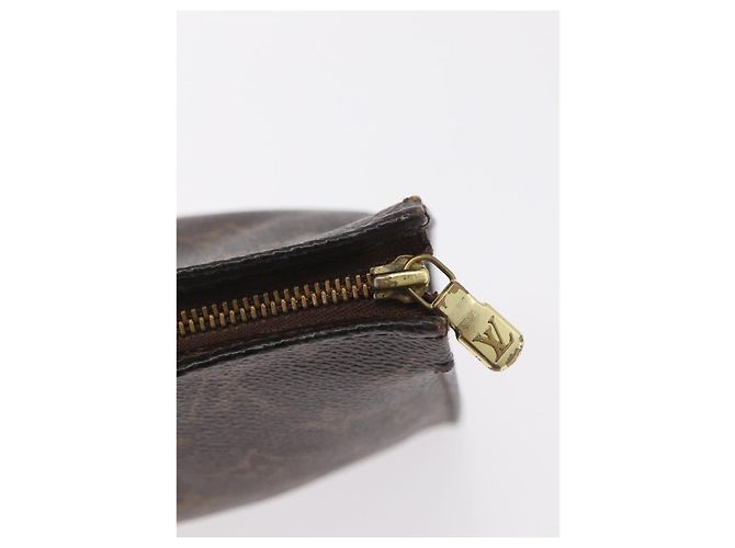 LOUIS VUITTON Monogram Poche Toilette 26 Pouch M47542 LV Auth ep16497 Monogramma - vista 19
