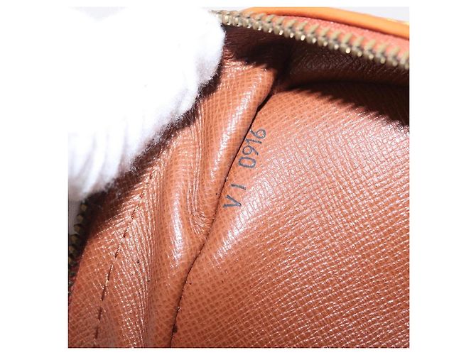 LOUIS VUITTON Epi Porte Documents Voyage Bag Zipangu Gold M54478 Auth 208878V - vista 11