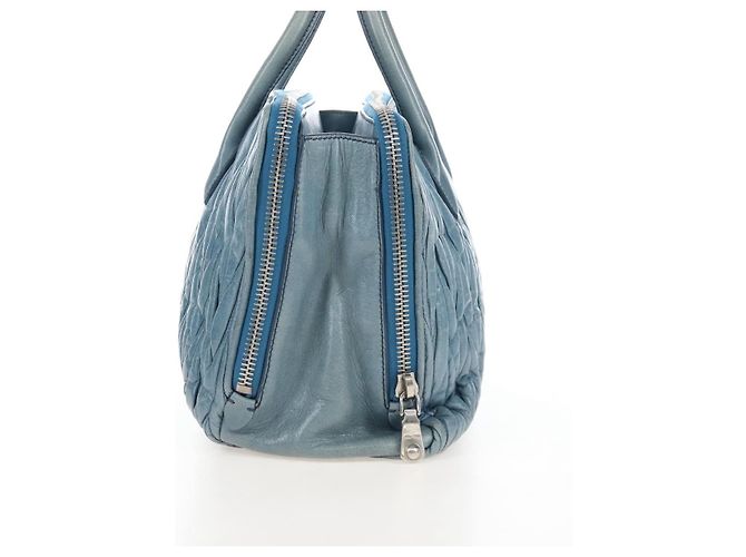 Sac à main Miu Miu Matelassé en cuir bleu argenté authentique 167678 - vue 4