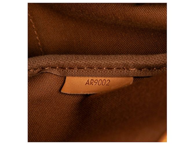 Brown Louis Vuitton Monogram Saumur 43 Travel Bag - view 6