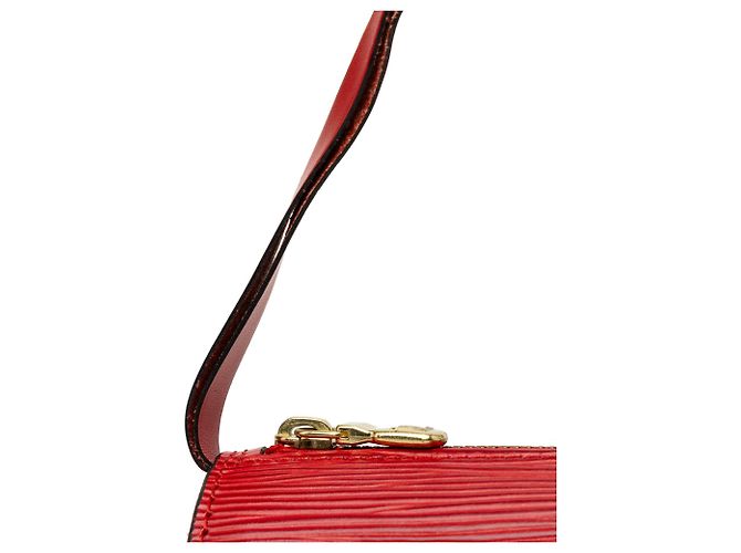 Borsa a mano Louis Vuitton Epi Pochette Papillon rossa - vista 6