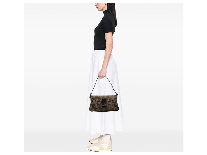 Fendi Zucca Canvas Schultertasche mit doppeltem Verschluss, braun - Ansicht 9