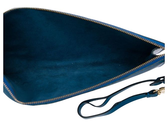 Borsa a tracolla Louis Vuitton Epi Pochette Accessoires Blu - vista 4