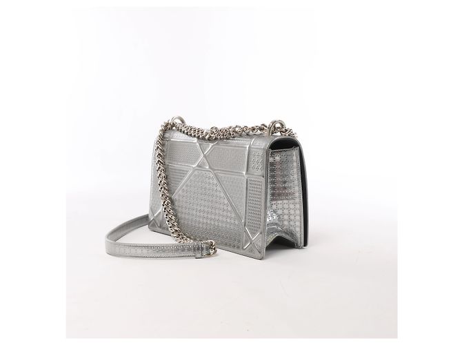 Borsa a tracolla con catena Christian Dior Diorama Cannage in pelle verniciata Silver Nero - vista 3