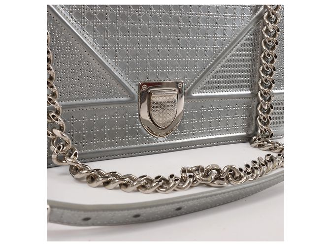 Borsa a tracolla con catena Christian Dior Diorama Cannage in pelle verniciata Silver Nero - vista 6