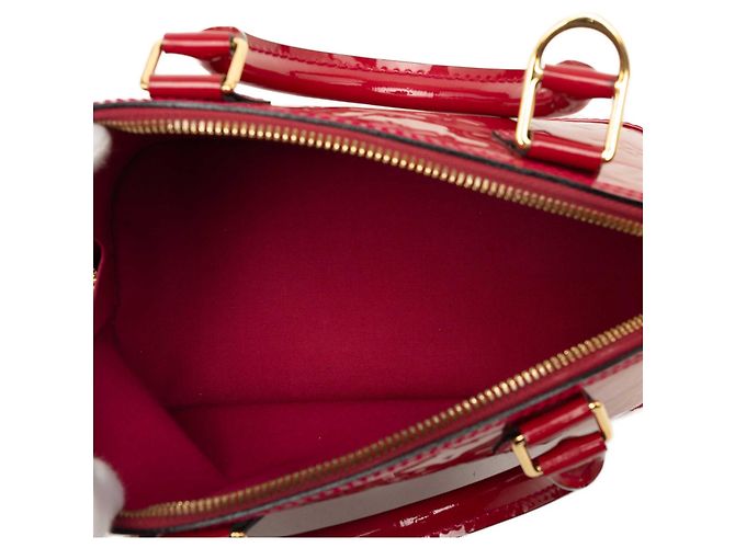 Borsa Louis Vuitton Monogram Vernis Alma BB rossa Rosso - vista 4